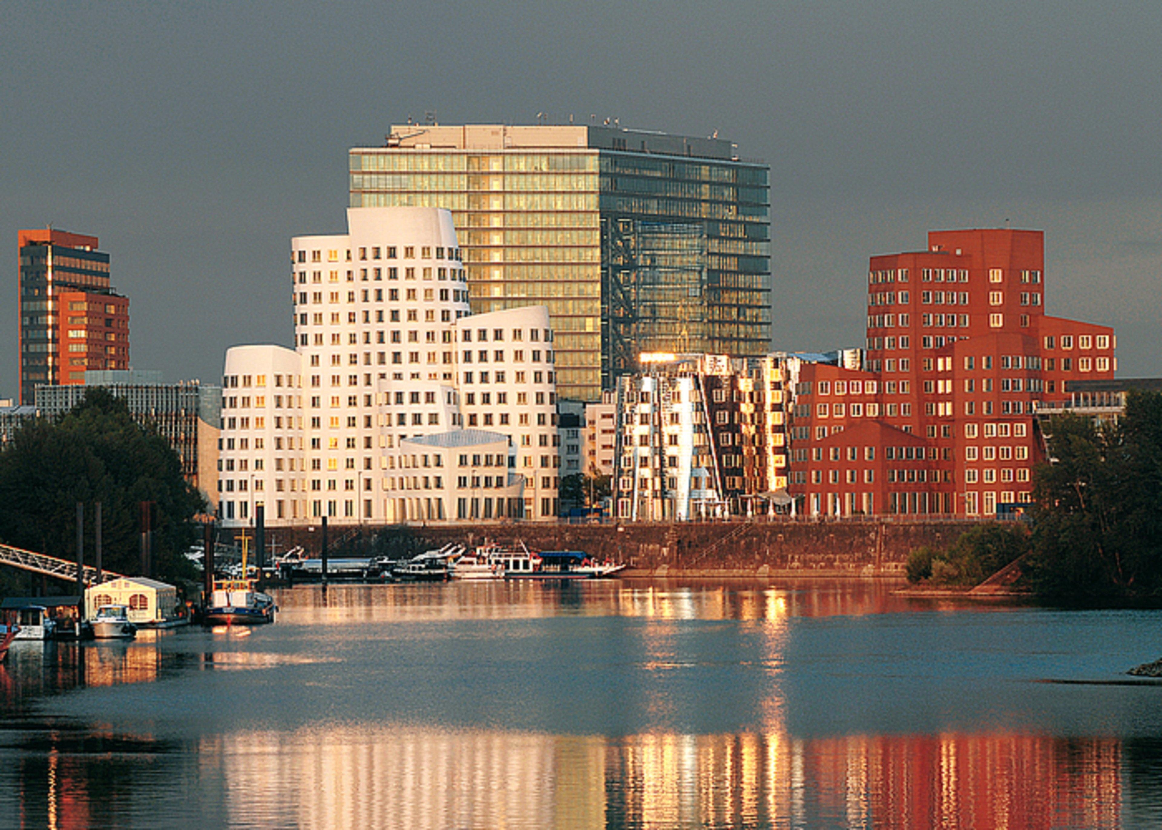 - Hafen , An Ihg 4*