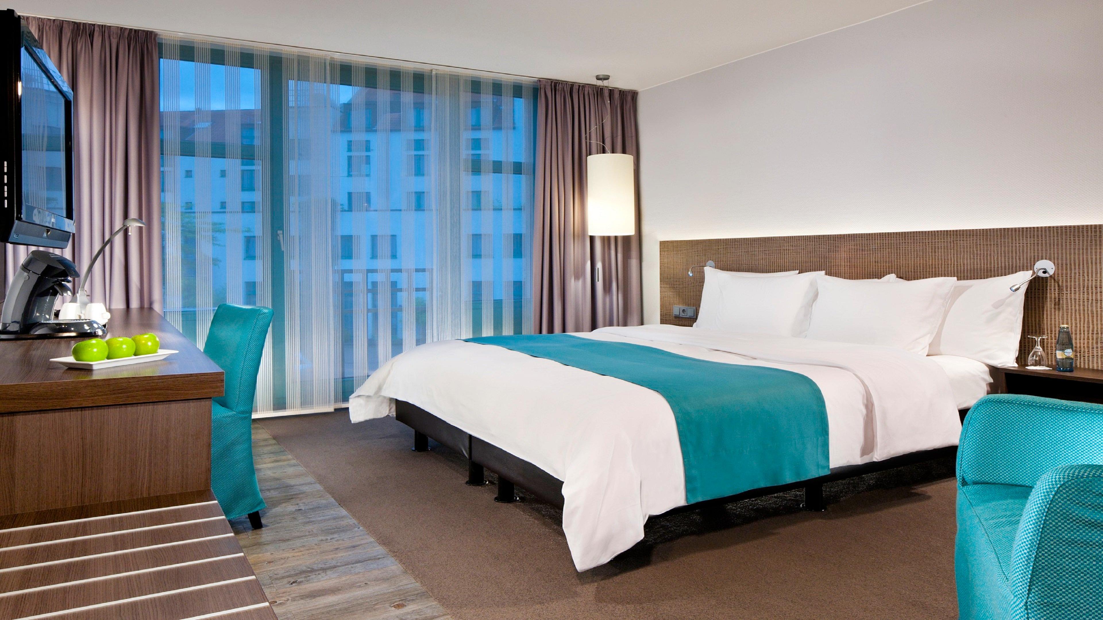 - Hafen , An Ihg Düsseldorf