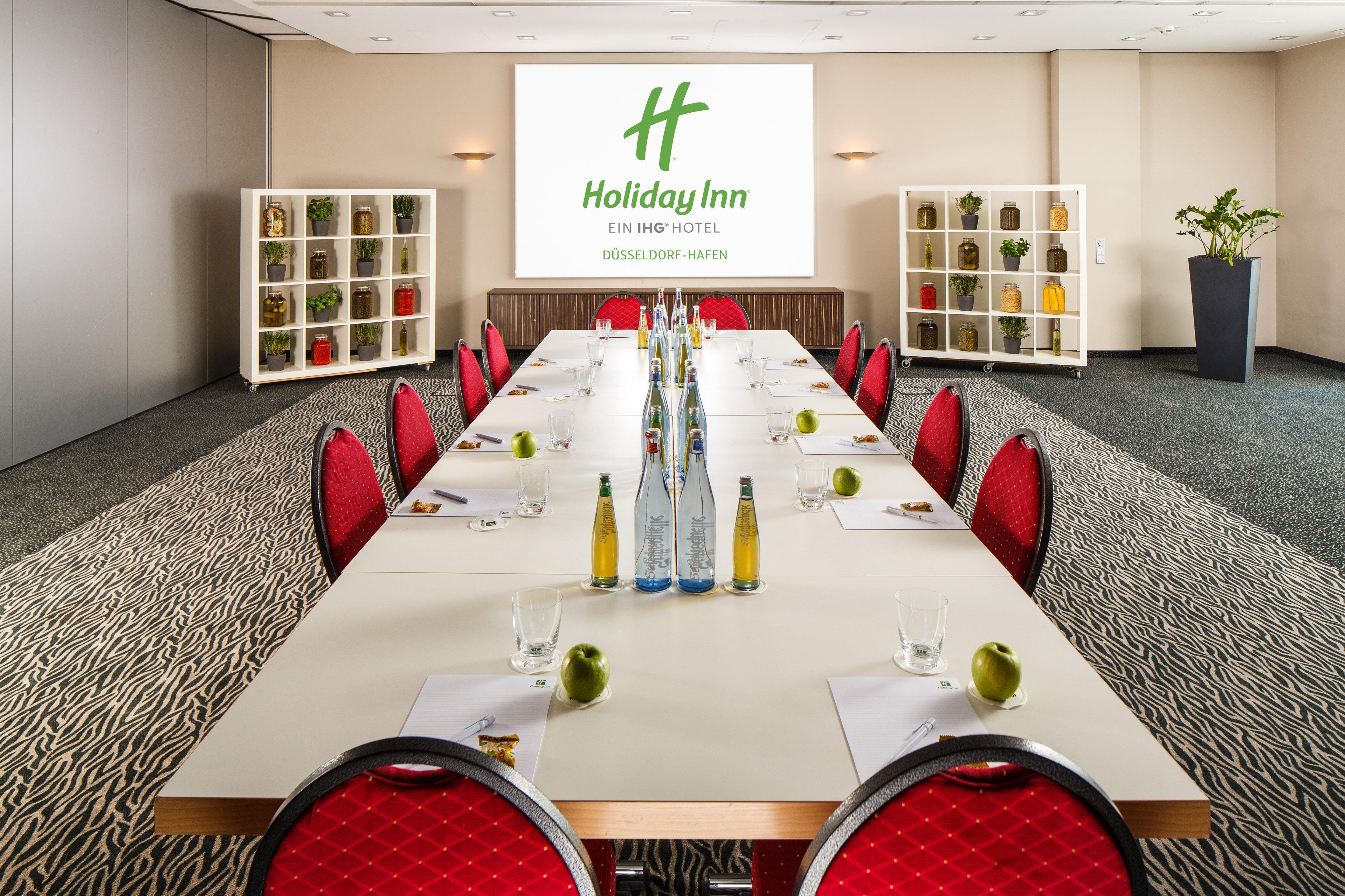 - Hafen , An Ihg Hotel
