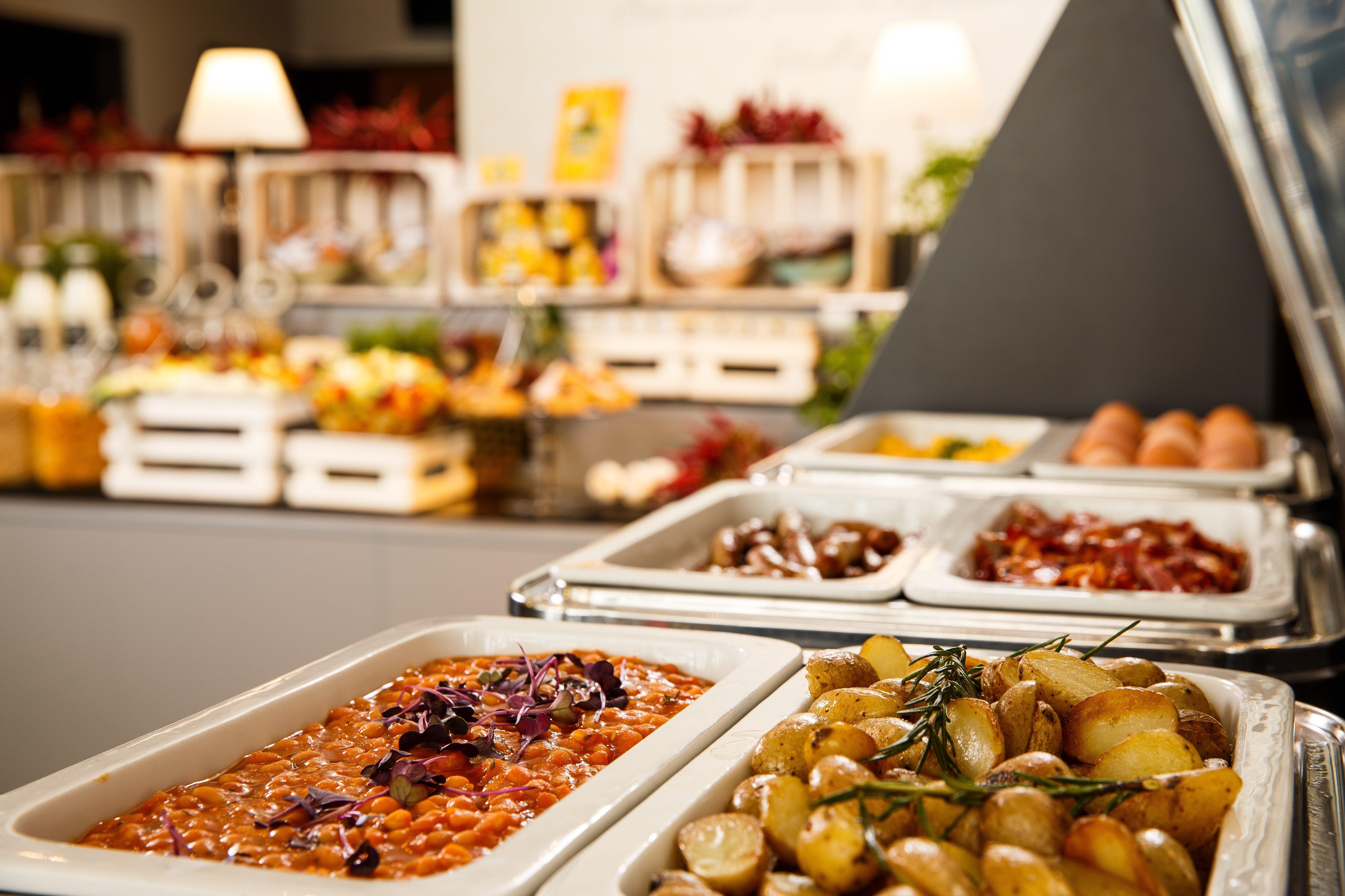 - Hafen , An Ihg Hotel 4*